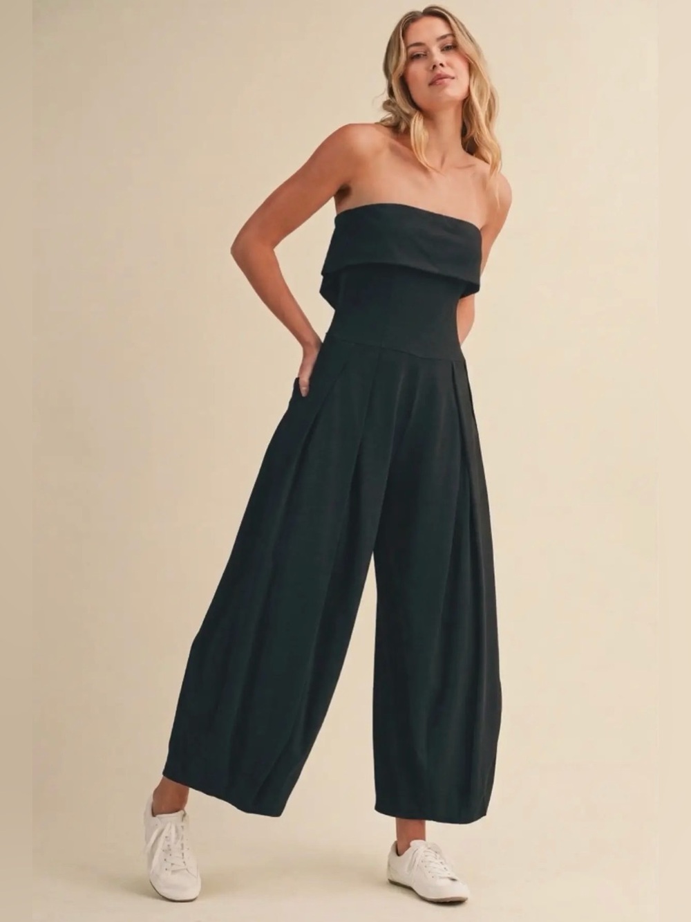 Pleated Jumpsuit - Last 1
